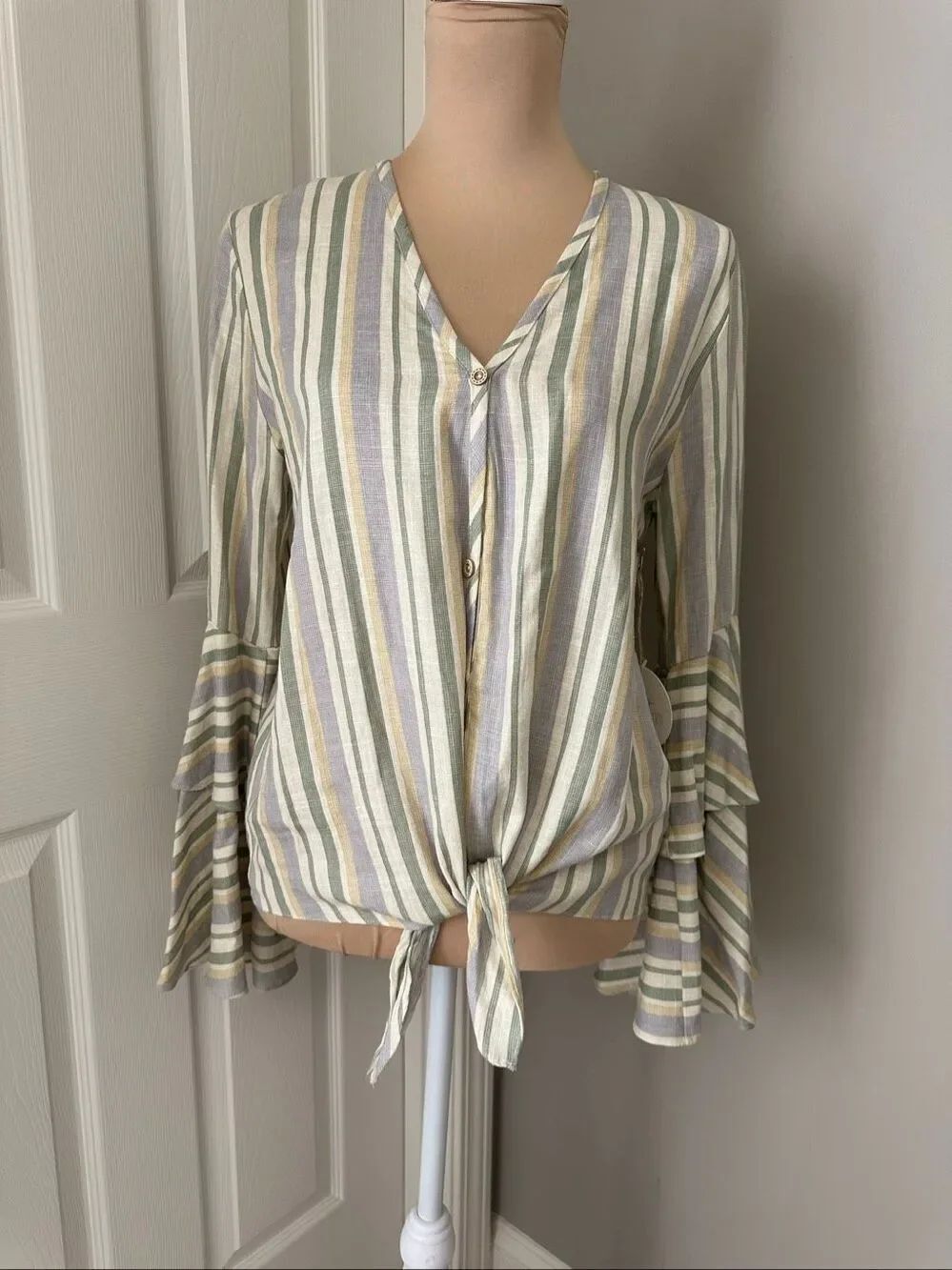 Adorable bell sleeve top